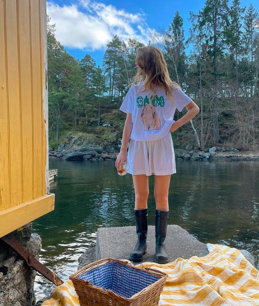 Mini-Vacay Inspired Outfits 