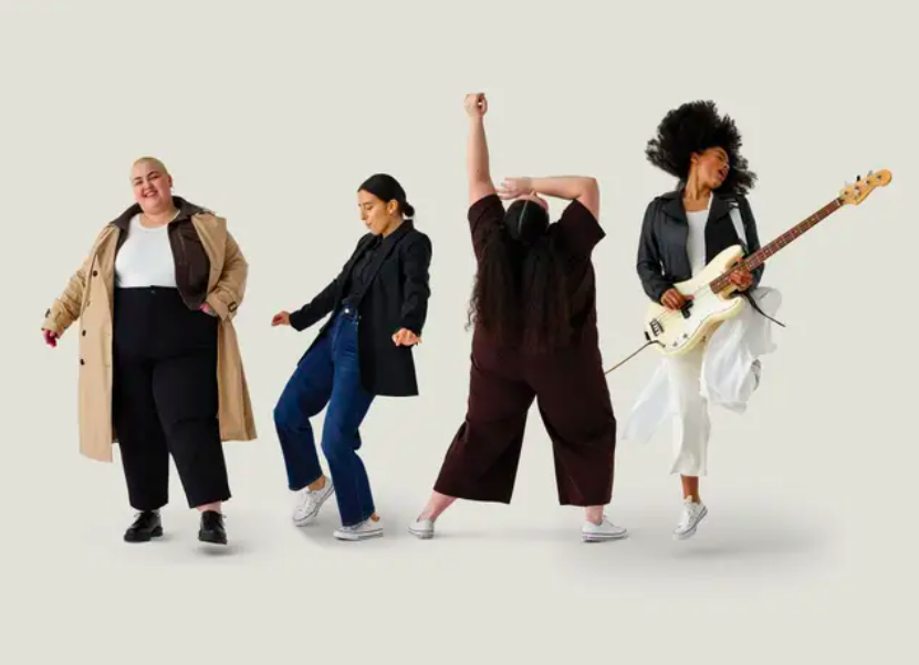 Work It: Universal Standard Hiring Associate Graphic Designer (NYC) 