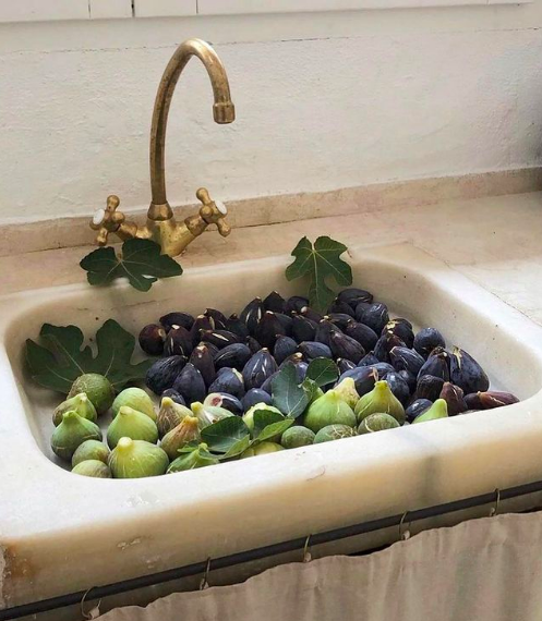 Delicious Seasonal Eats + Drinks For Fall 