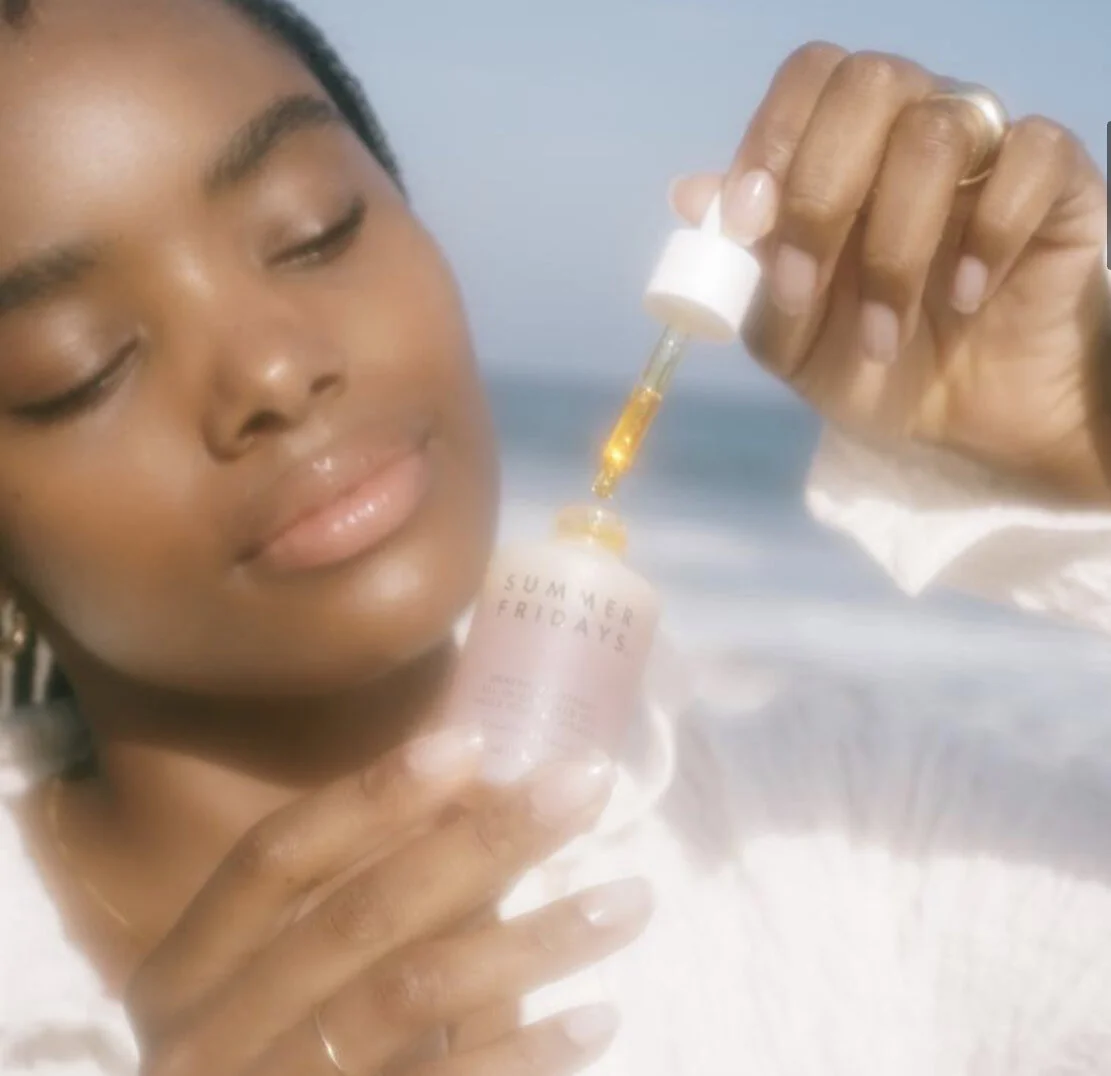 Work It: Summer Fridays Hiring Freelance Junior Graphic Designer (Los Angeles)