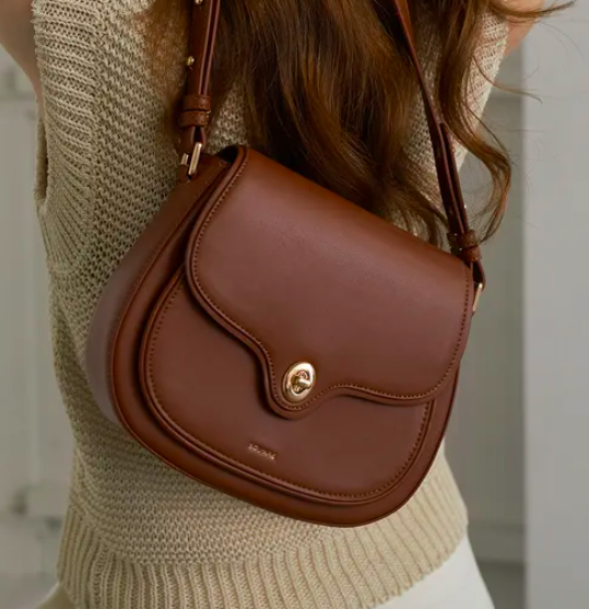 SQUARE Line - Calia Bag 