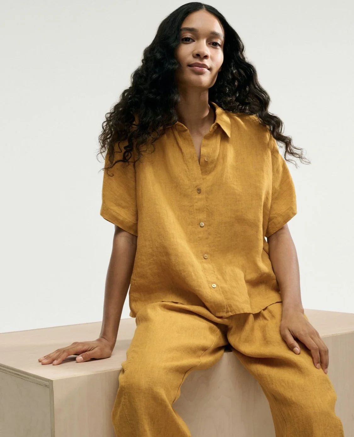 Eileen Fisher is Hiring a Junior Graphic Designer (Hybrid/NY)