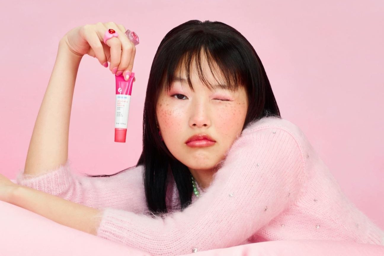 Work It: Glossier is Hiring a Community Manager - Contractor/Temp (NYC)