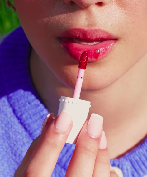 Benefit Cosmetics is Hiring a Graphic Designer, Global Product &amp; Packaging (San Francisco/Hybrid)