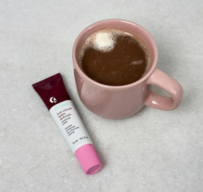 Glossier is Hiring a Manager, Social Media Marketing (NYC)