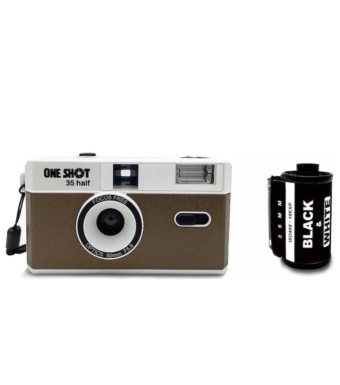 1 SHOT POINT &amp; SHOOT 35MM FILM CAMERA + ROLL