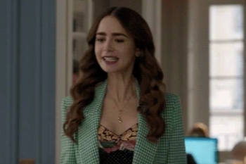 The Paris Diary: How to get a Full-Time Job as an American in Paris