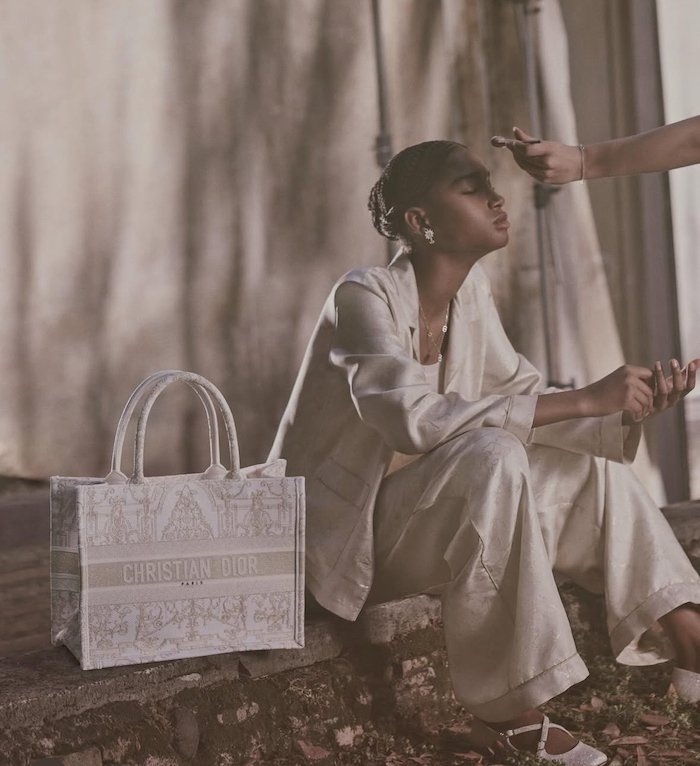 Christian Dior is Hiring an Intern-Assistant Coordinator for Fashion Show/Casting (Paris, FR)