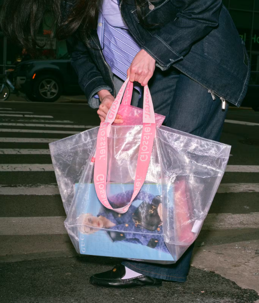 glossier errand bag
