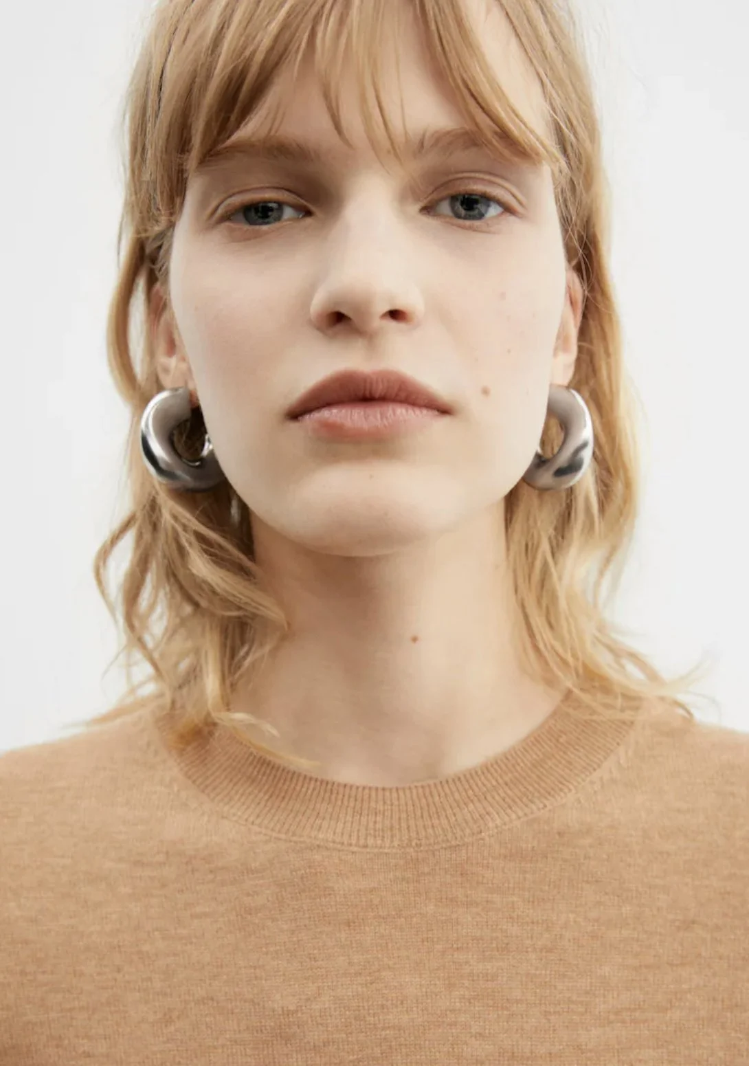 Mango metallic hoop earrings