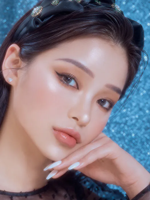 Five Vibe / pearl like highlighter