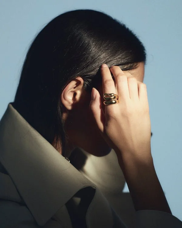 Jenny Bird sees ring