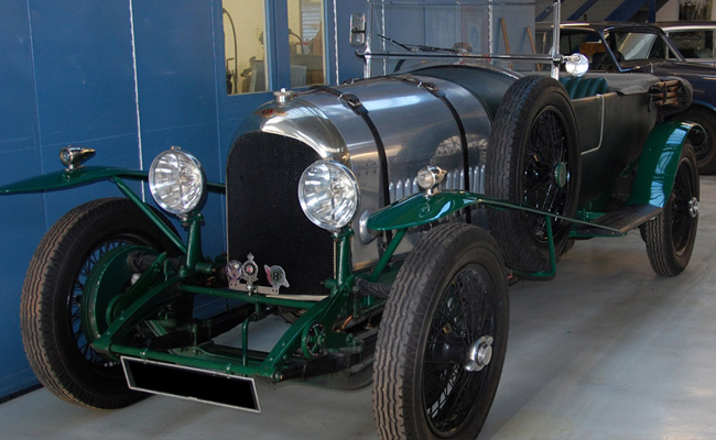 bentley-opentop-in-workshop.jpg