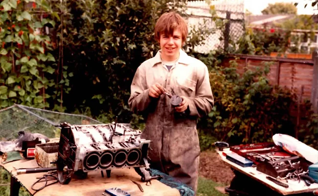 mark-tinkering-teen.jpg