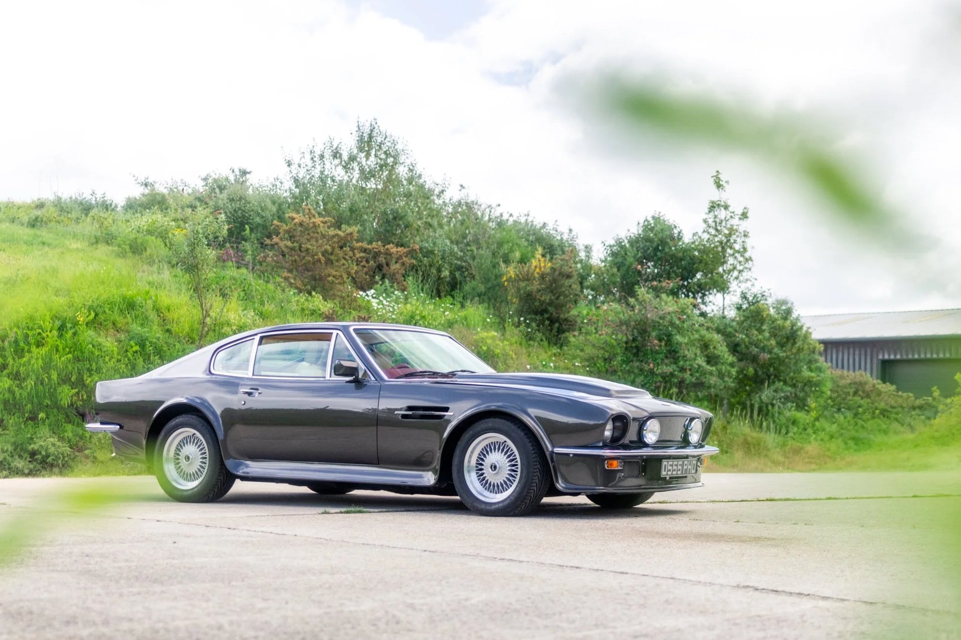 Aston Martin V8 Vantage