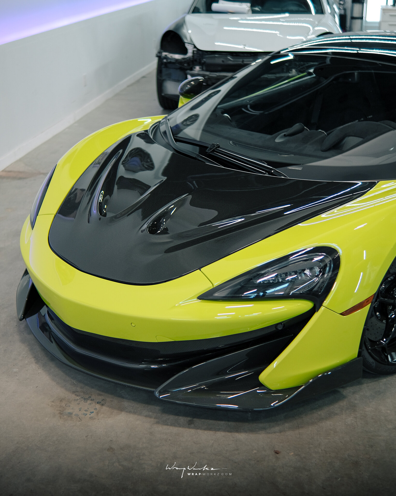 Here it is! the 1016 Industries hood fit like a glove. Topped it off with a custom bulk PPF to protect that perfect carbon and ceramic coating the entire vehicle:)

🏁 Canvas: Mclaren 675lt
✅ Service: Full vehicle ceramic coating + 1016 Industries Ca