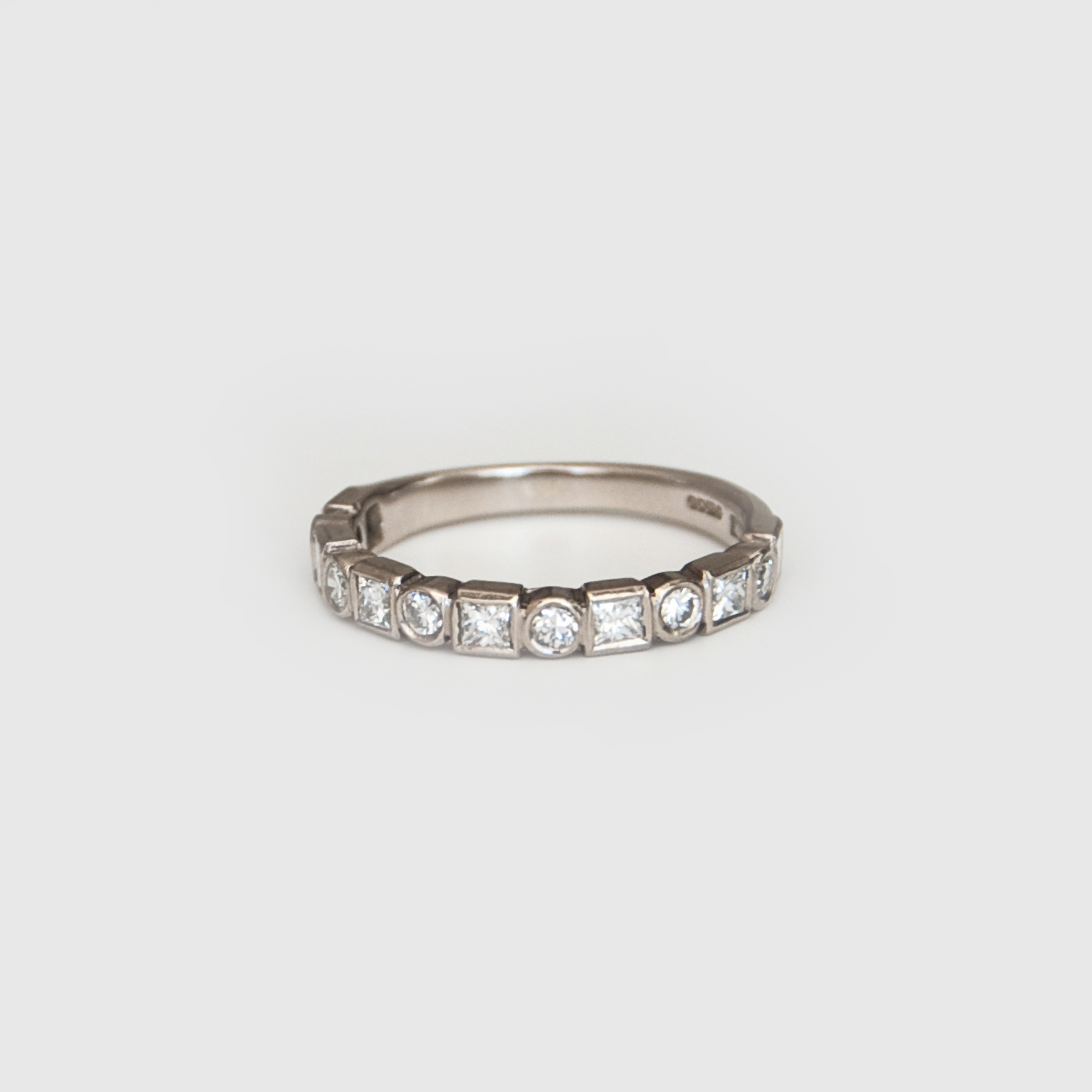 Alternate Forms 18 Carat White Gold Round Brilliant Diamonds Wedding Ring