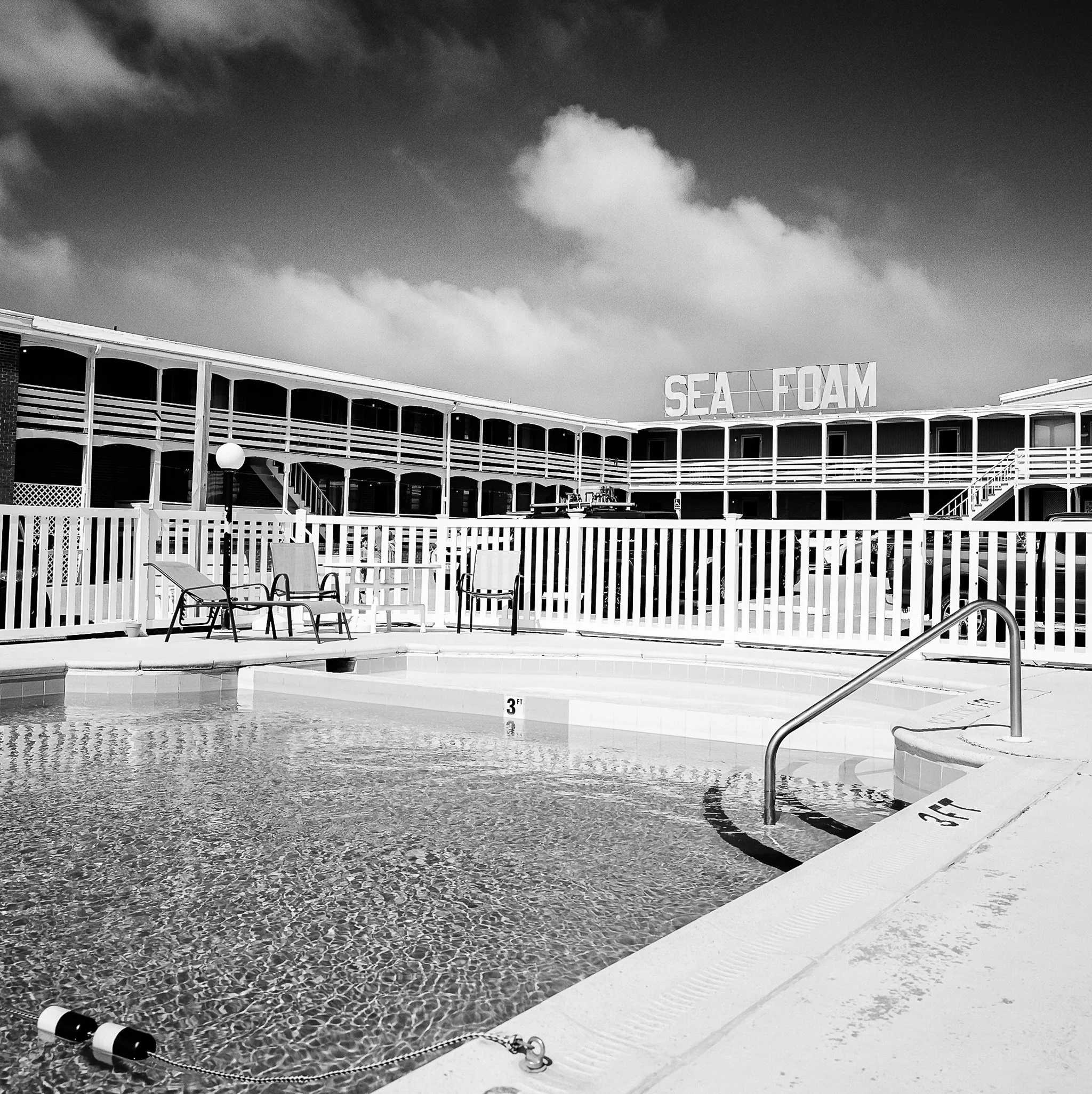 Sea Foam Motel
