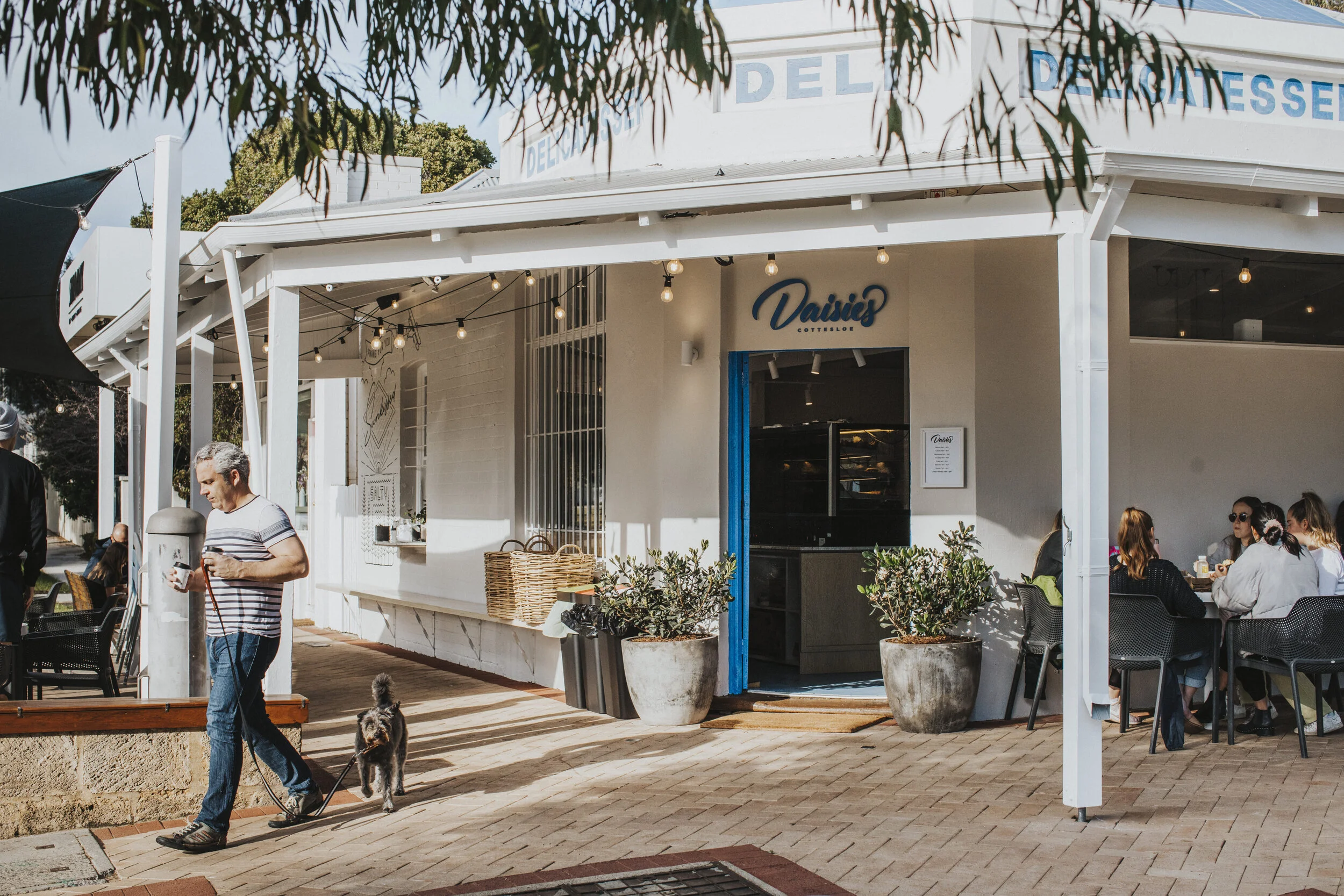 Daisies Cottesloe Iconic Cafe, Deli & Corner Store