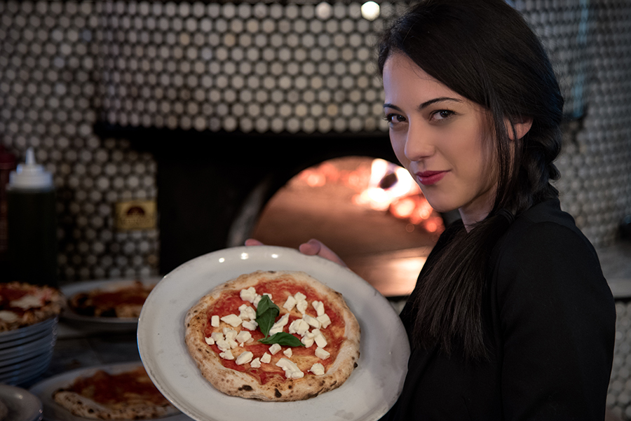 giorgia-caporuscio-napolitean-pizza.jpg