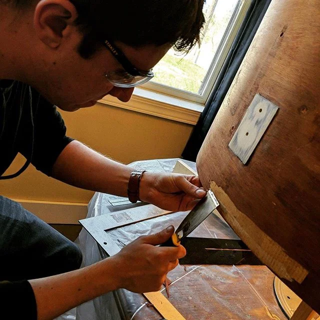 21 May 2018 &bull; #DB06
Repairing veneer #bass #drum #bassdrum #ludwigdrums #music #percussion #wood #woodworking pc- @pm.stack