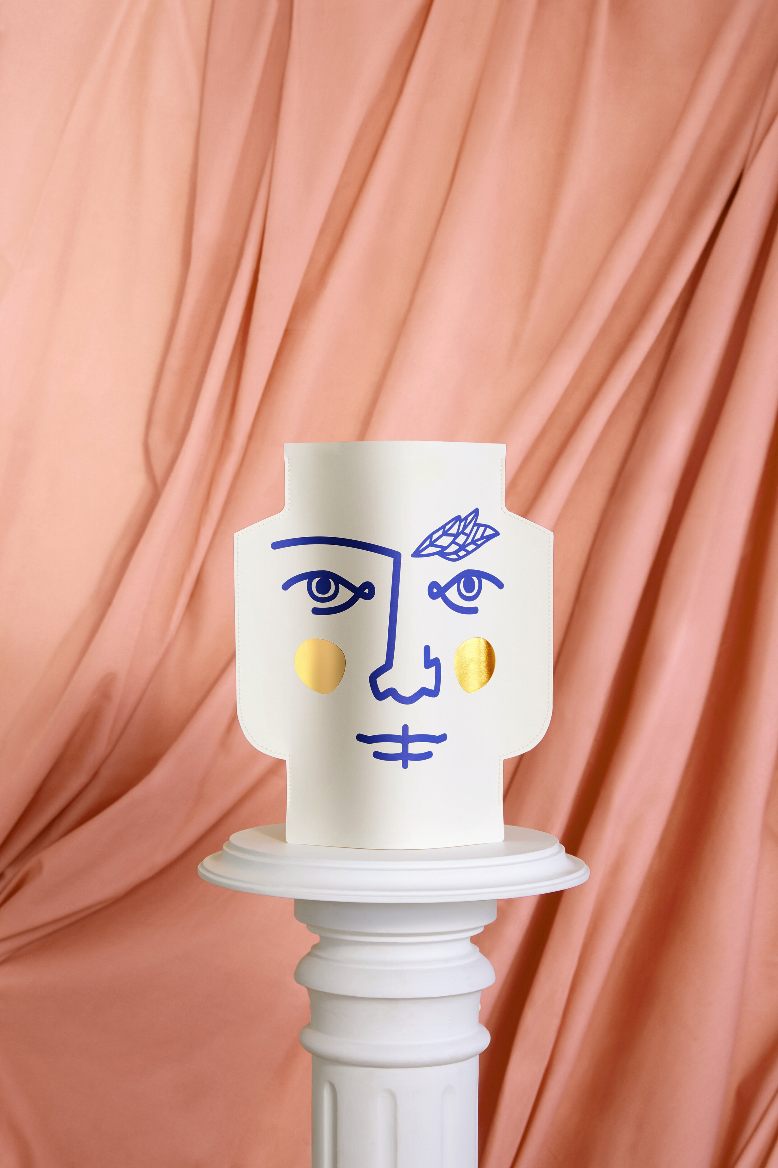 Octaevo_PaperVase_Janus3.jpg