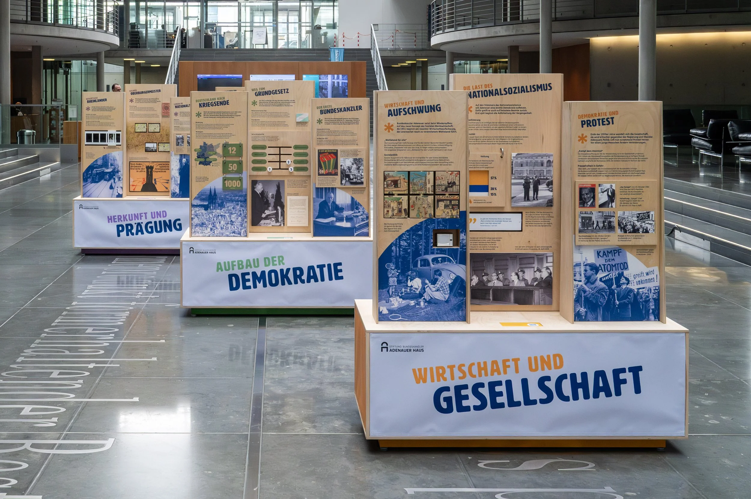 Wanderausstellung »Demokratie, Freiheit, Europa – Konrad Adenauer«