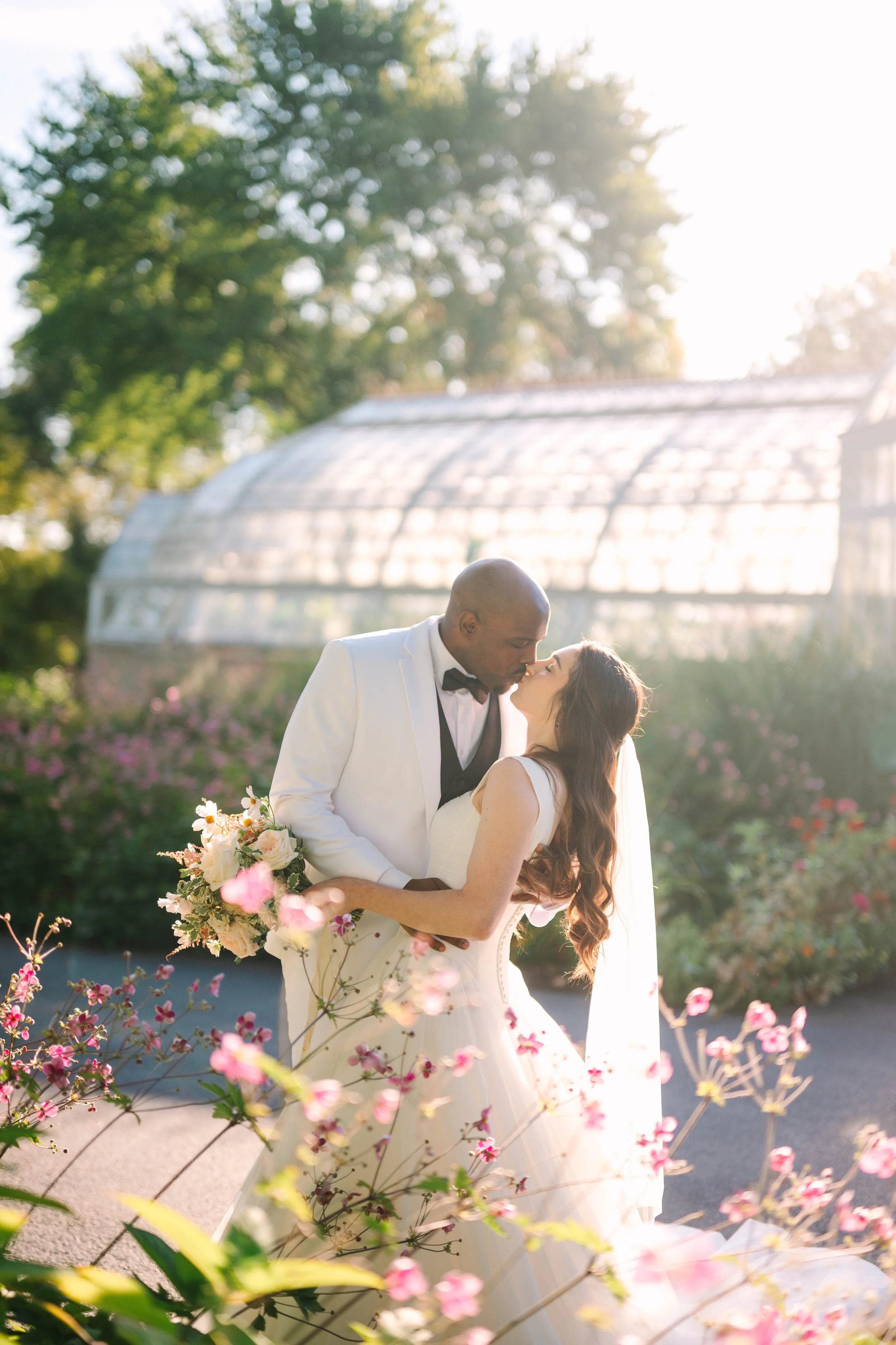 wedding couple at the frick pittsburgh
