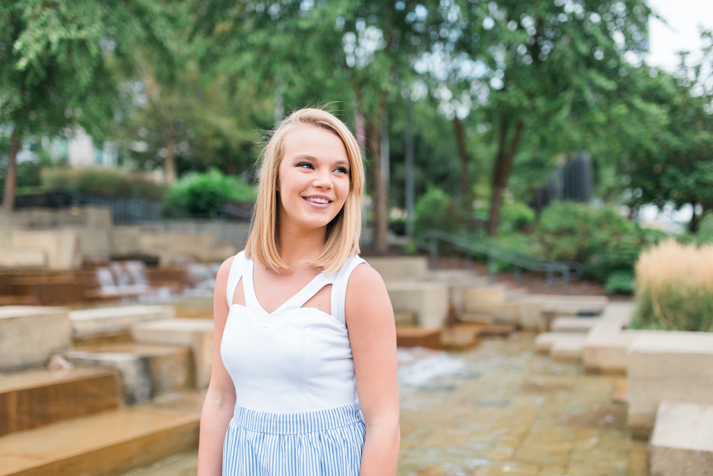 Molly Senior Portraits | North Shore Pittsburgh Senior Pictures 2