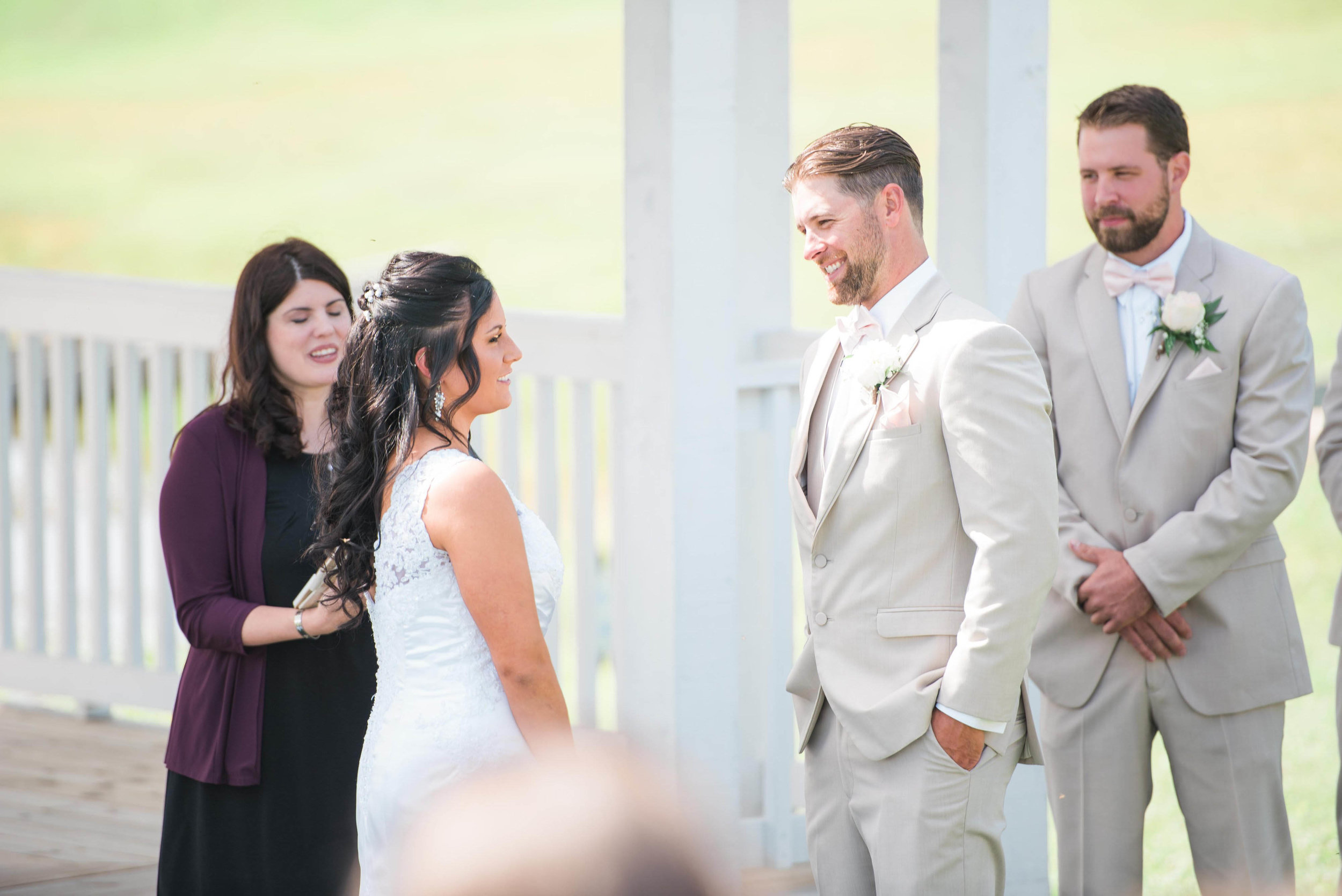 pittsburgh wedding photographer white barn wedding