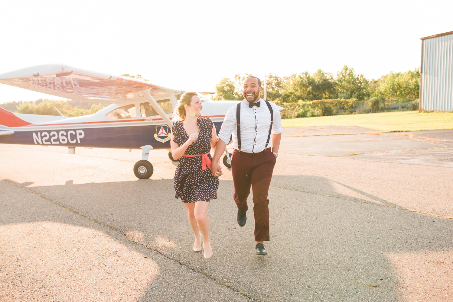 pittsburgh wedding photographers airport photoshoot 