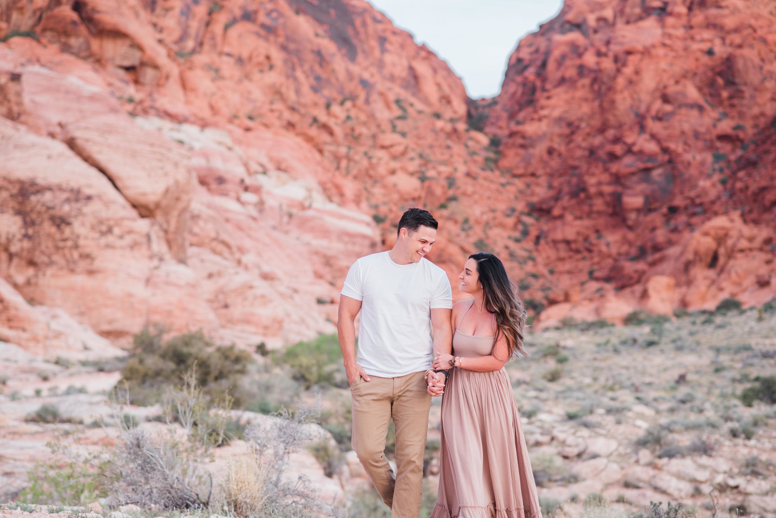 red rock canyon vegas engagement photos