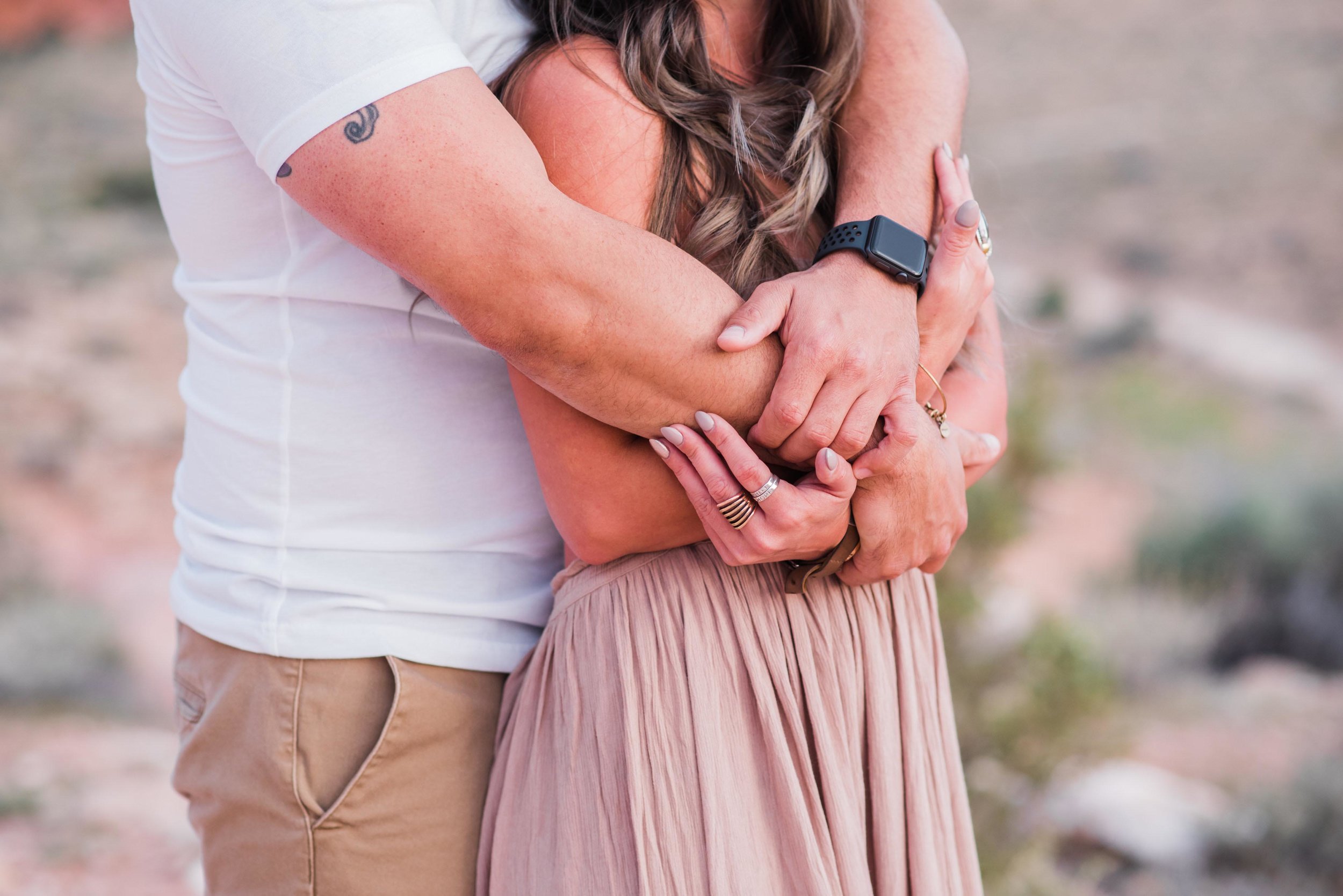 red rock canyon vegas engagement photos