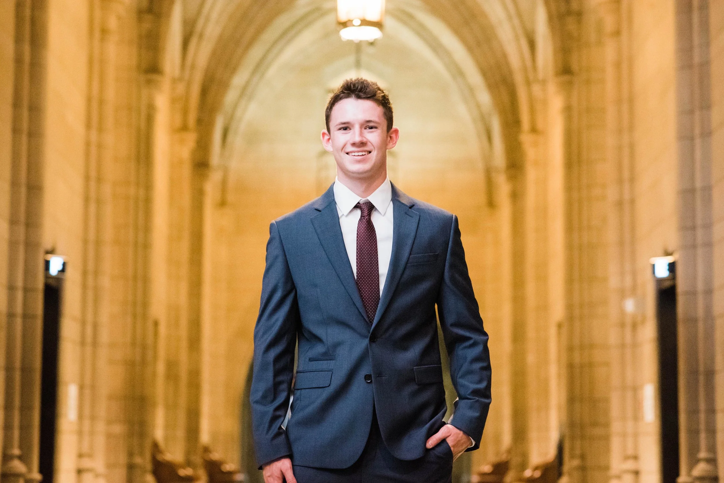cathedral of learning senior portrait photographer