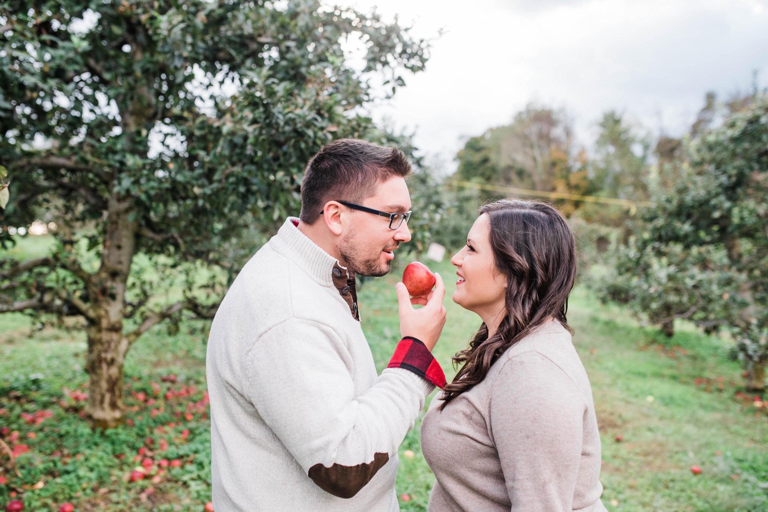 pittsburgh fall engagement session 