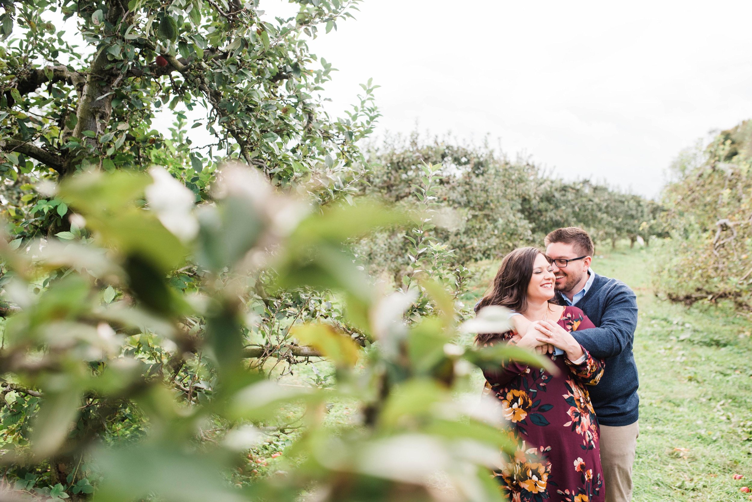 pittsburgh fall engagement session