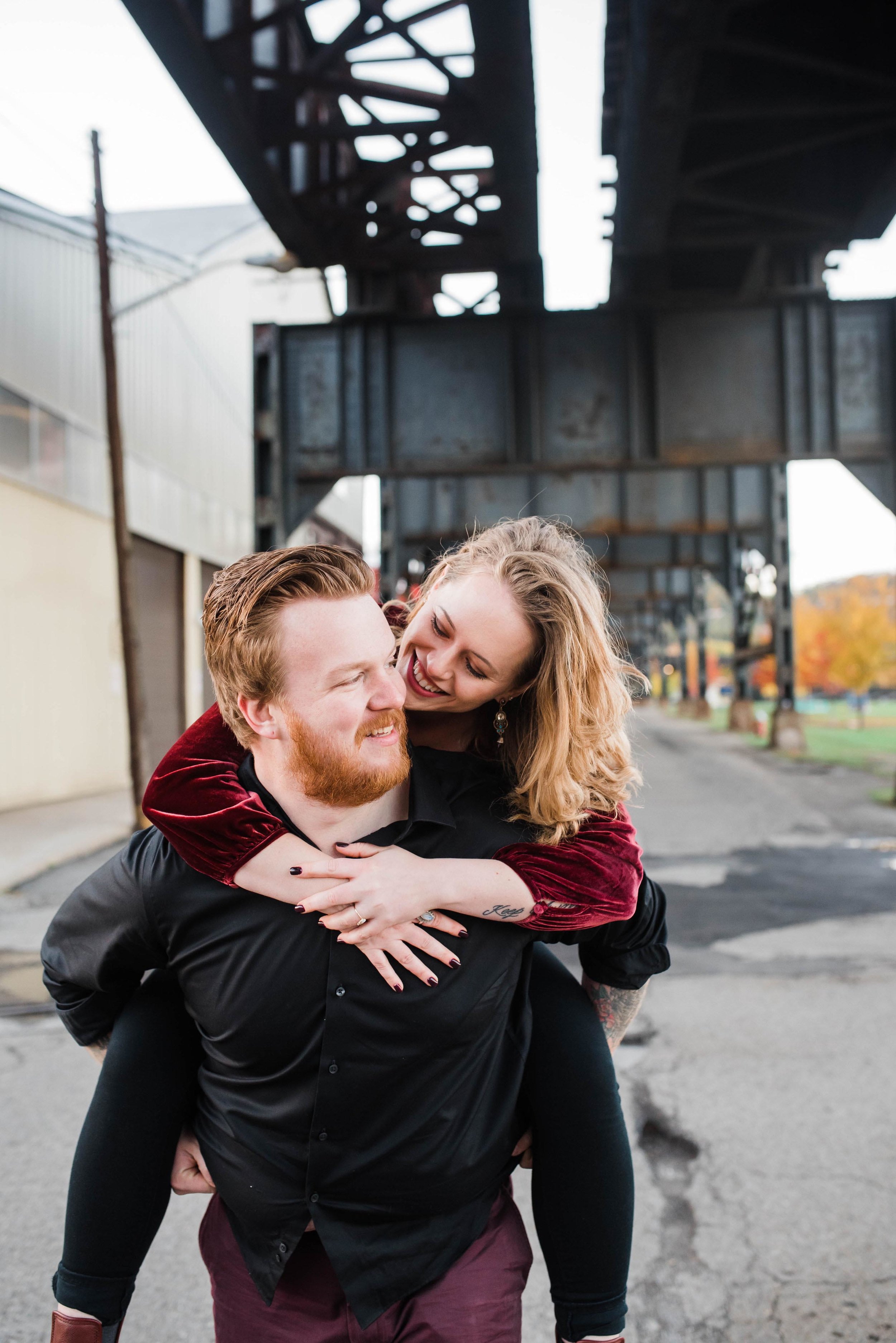 strip district engagement pictures, pittsburgh wedding photographer