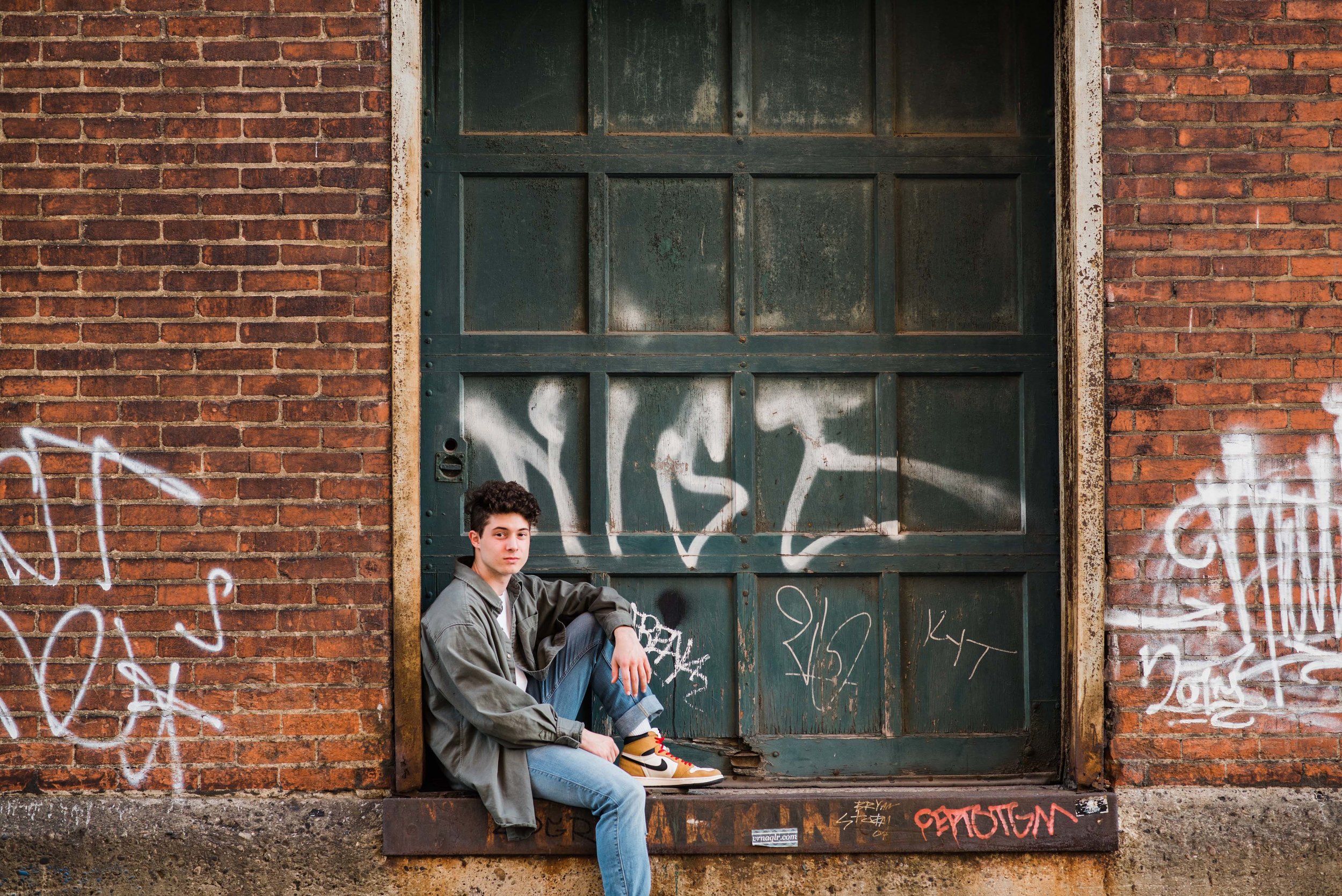 strip district senior portraits pittsburgh