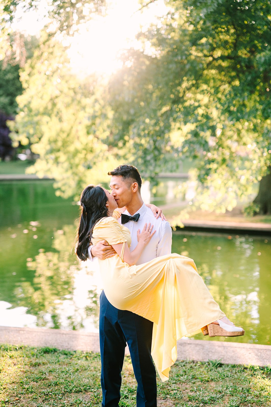 allegheny commons park engagement session