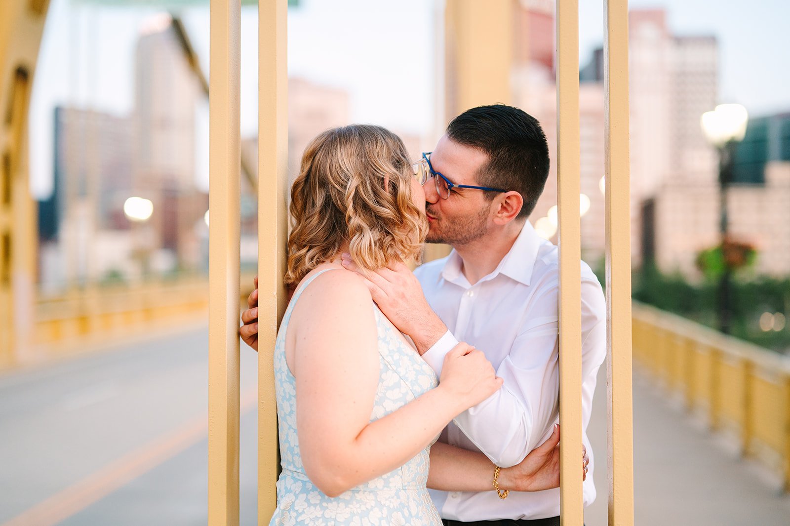 pittsburgh rainy wedding engagement photographer