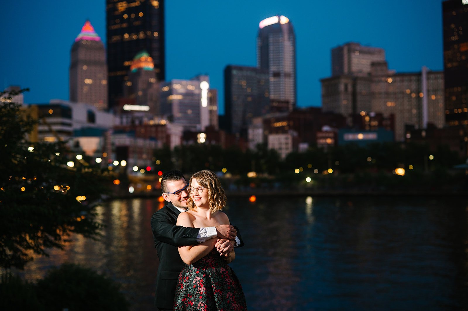 pittsburgh rainy wedding engagement photographer