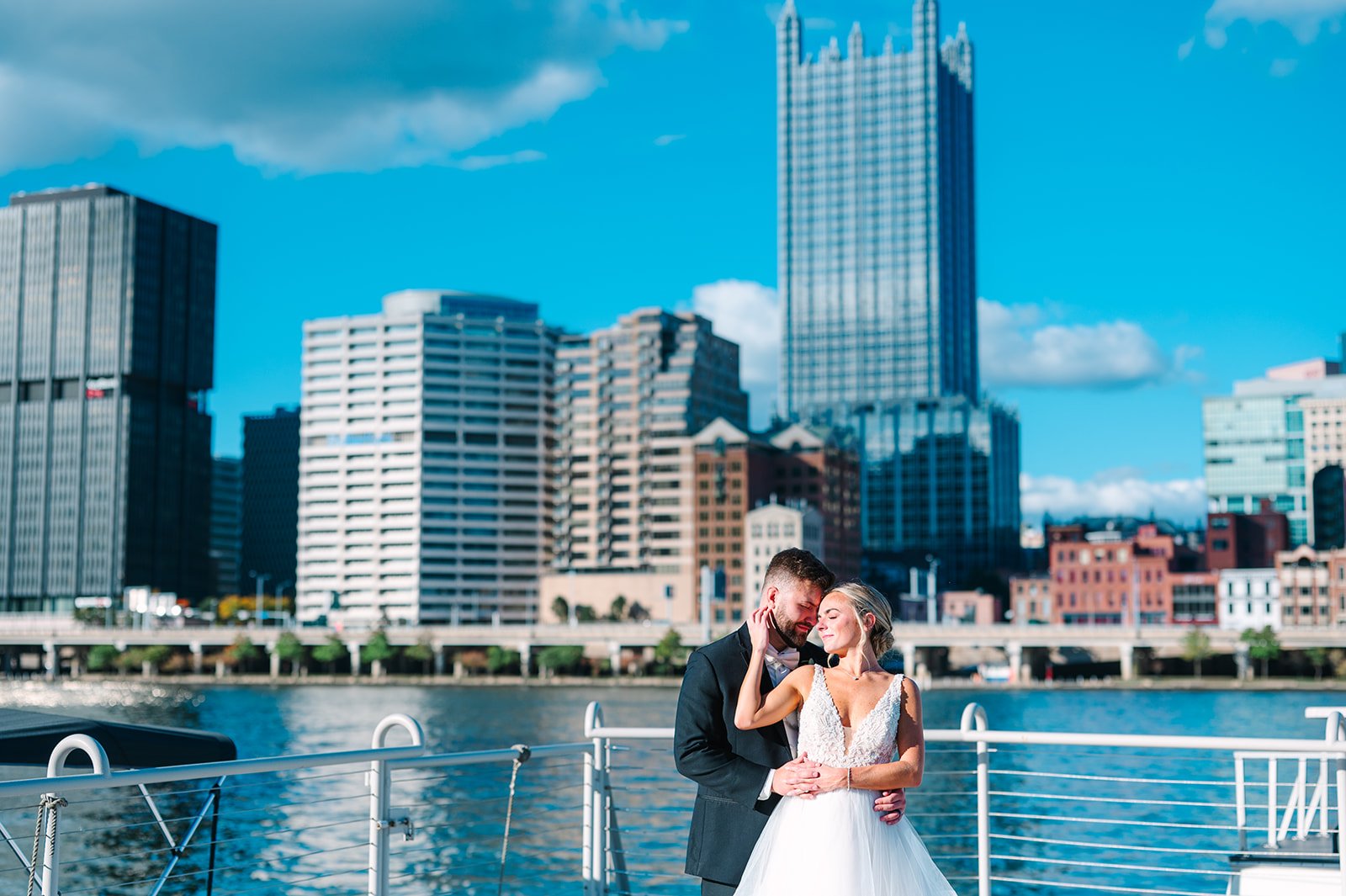 station square wedding photos in pittsburgh