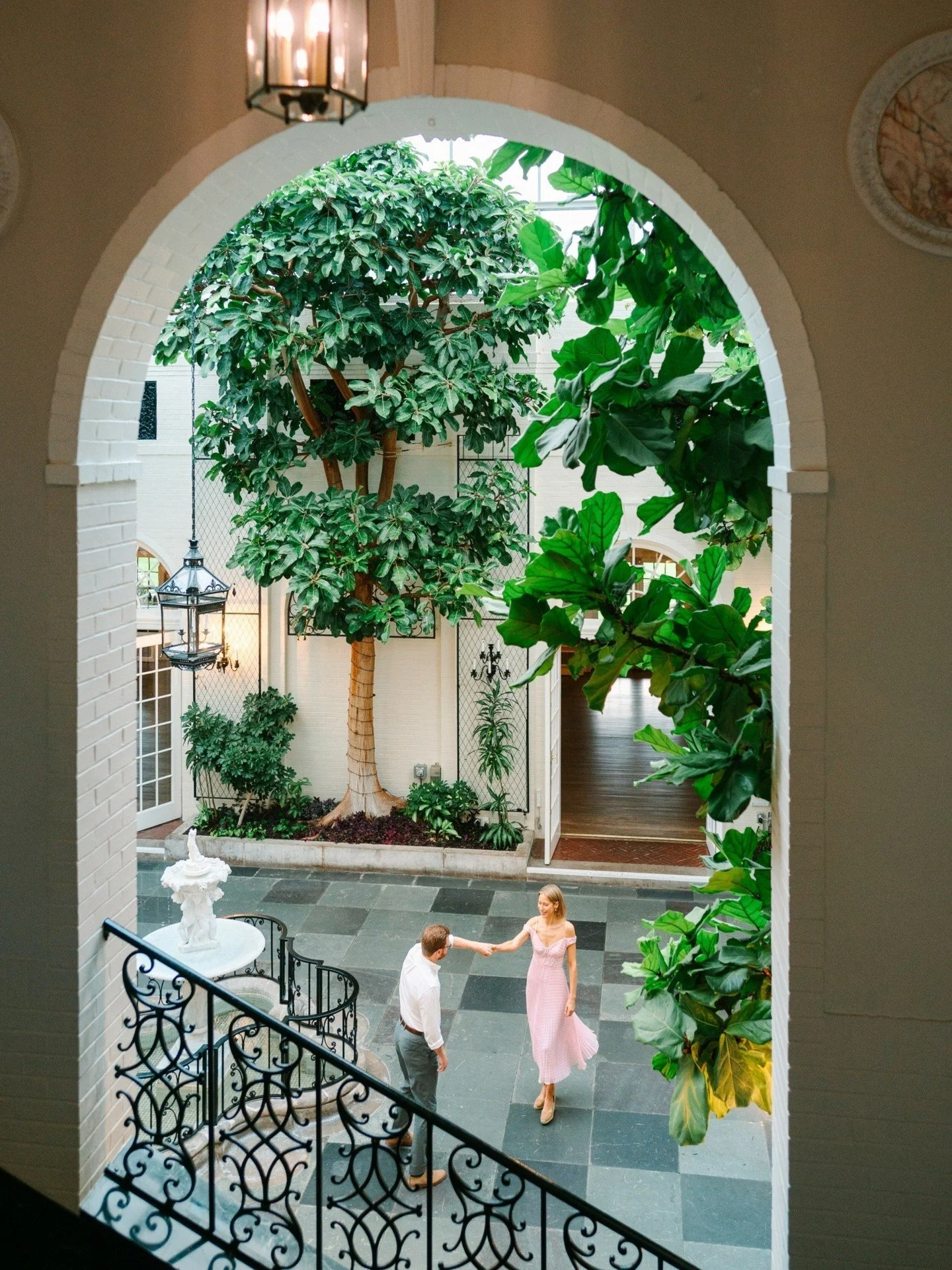 ✨ If you&rsquo;re dreaming of a wedding that combines elegance with breathtaking views, look no further than Fox Chapel Golf Club. This venue is an absolute gem! 💎

The atrium? Perfection. 🌿 It brings the outdoors in with its open design, natural l