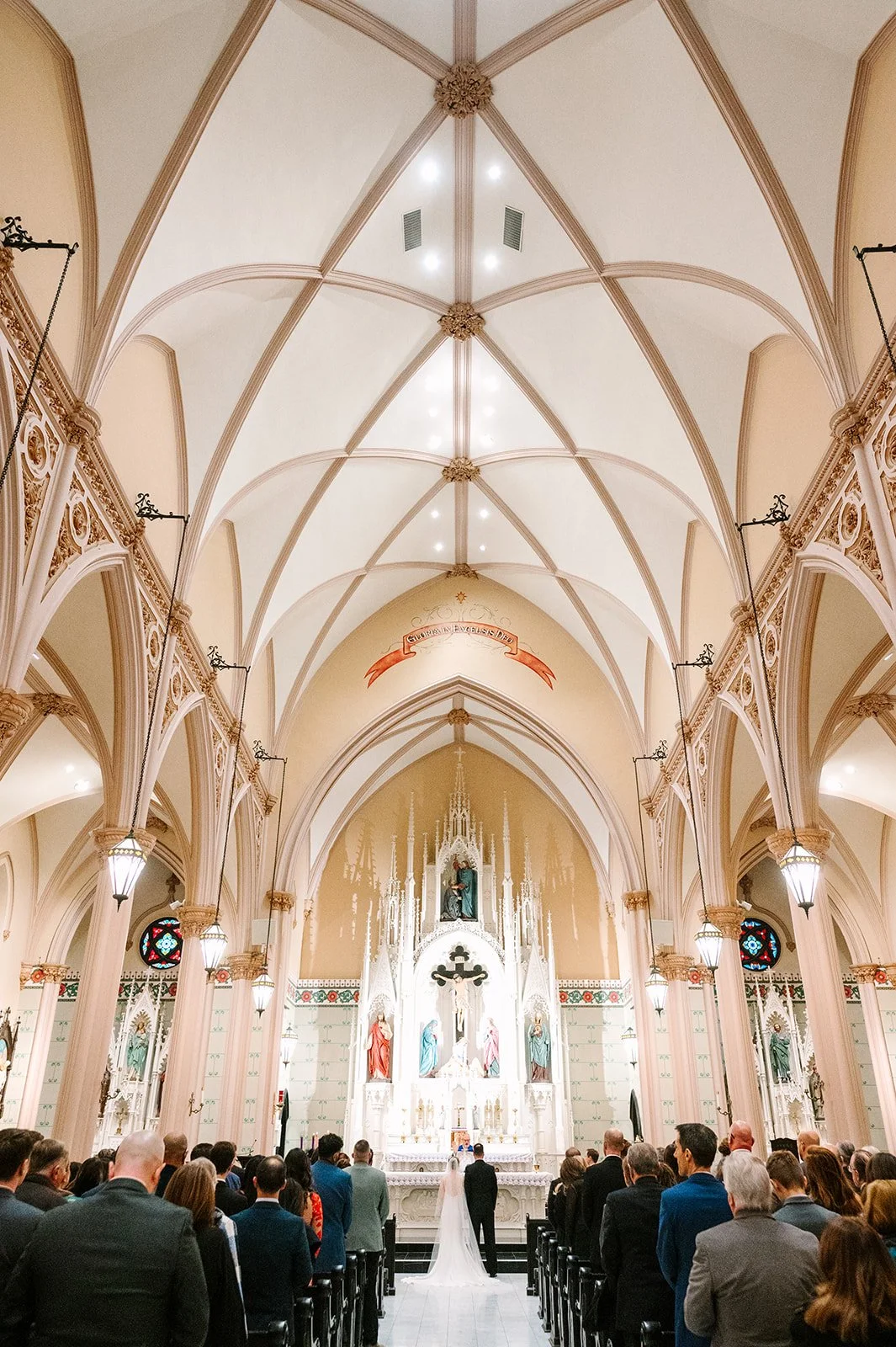 childrens museum wedding (43).jpg