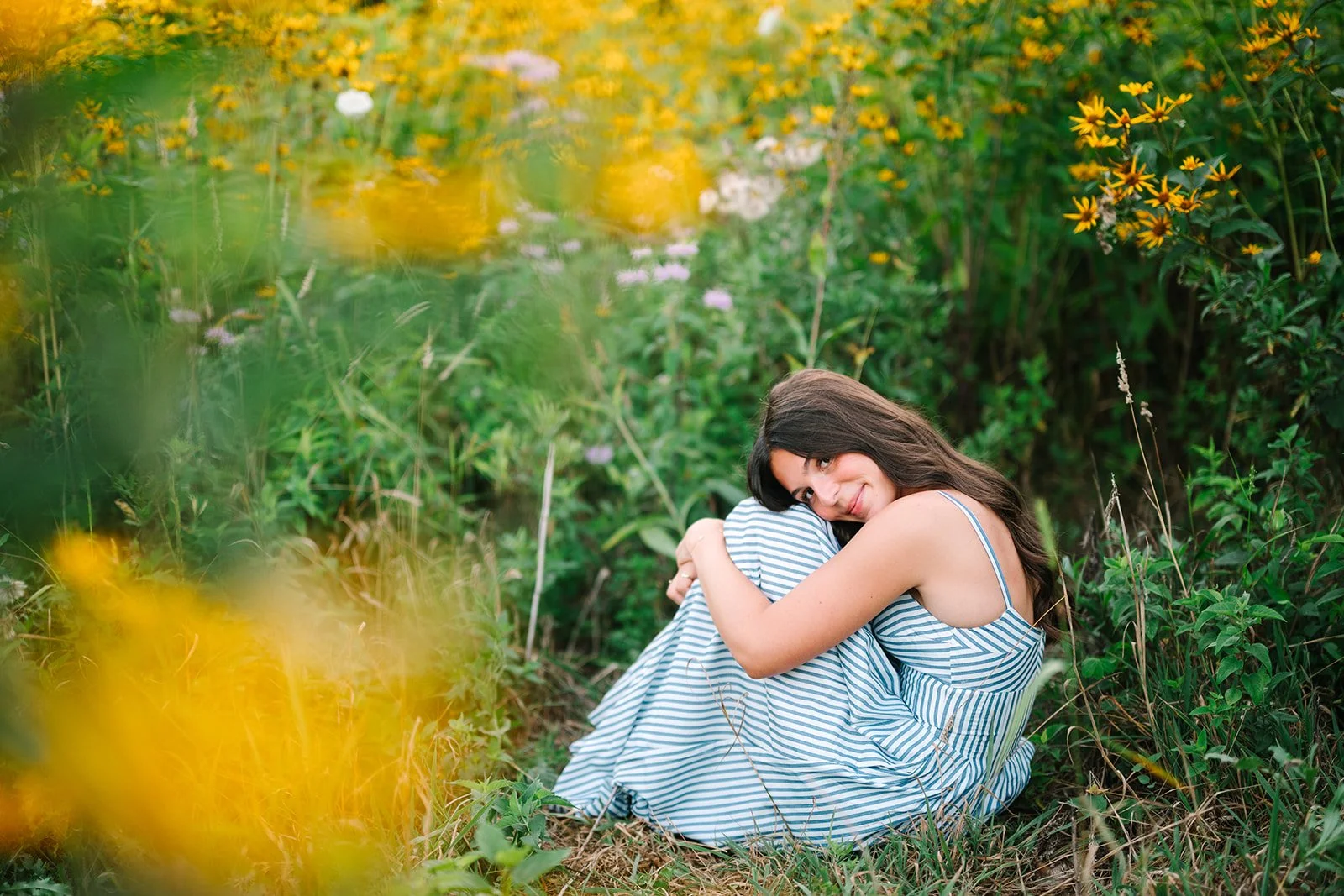 pittsburgh senior portraits in flower field