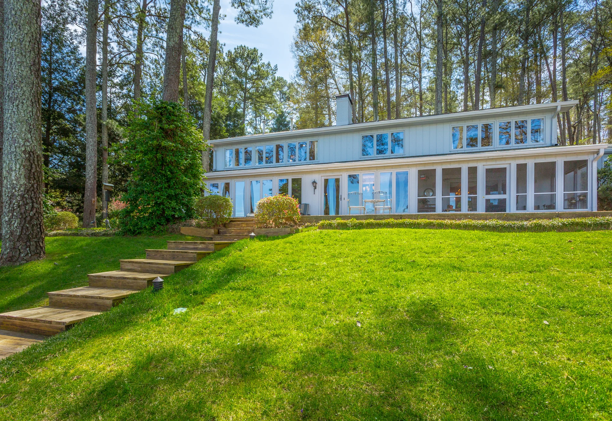 3635 Kings Rd | $1,135,000