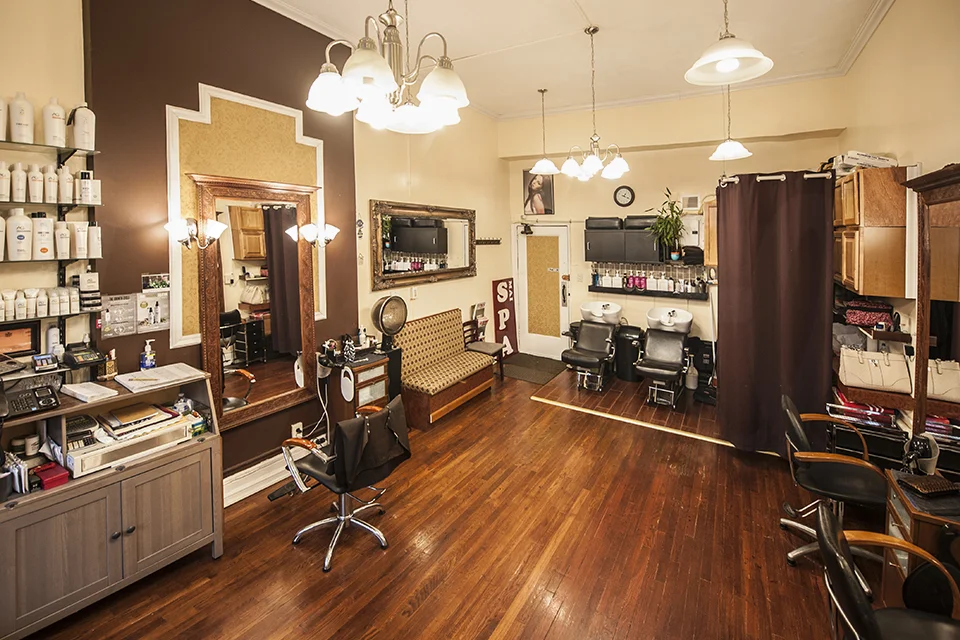 Mai Salon