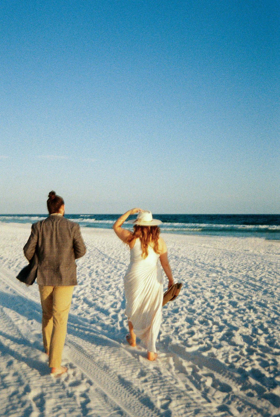 Grayton_Beach_FL_Elopement_Film-7.jpg