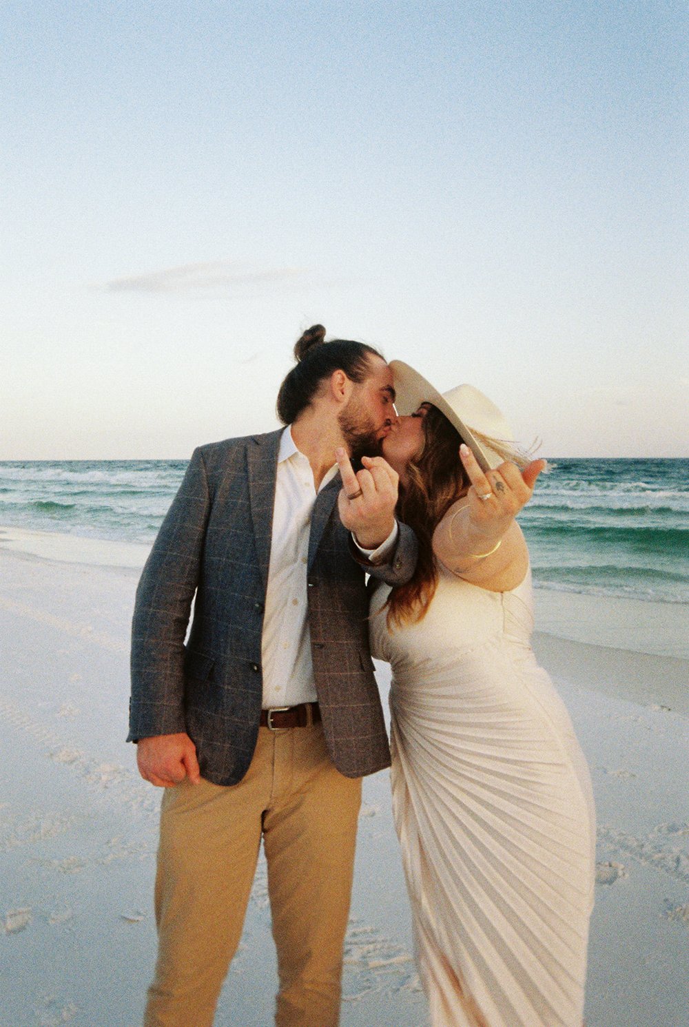 Grayton_Beach_FL_Elopement_Film-57.jpg