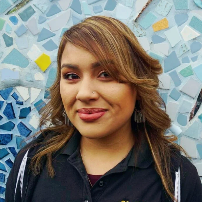 Rubi Alvarado cashier